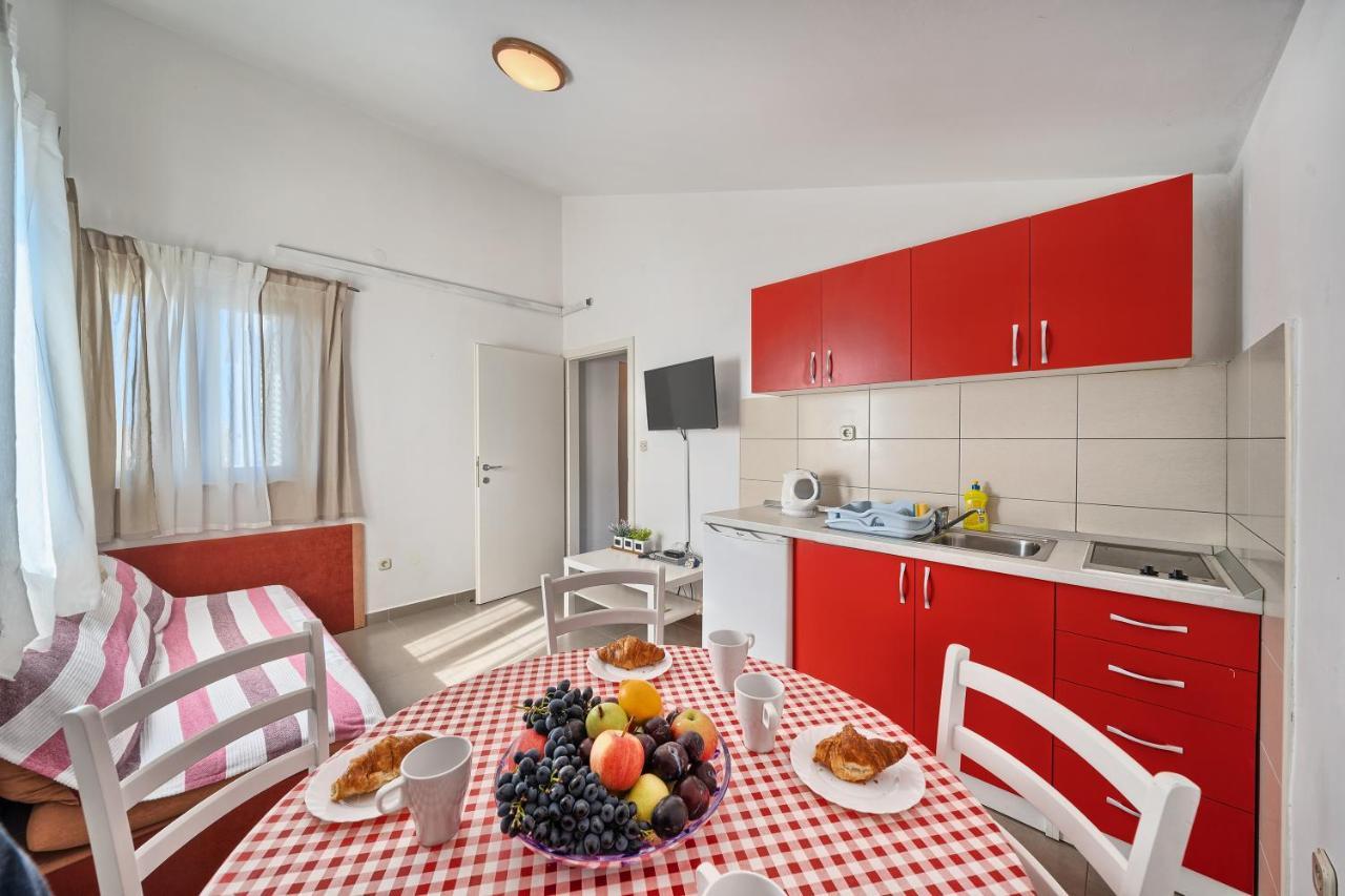 Apartmani Ticic Trogir Buitenkant foto