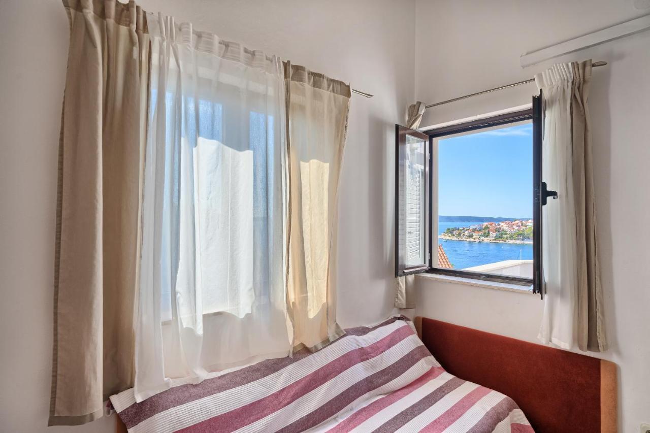Apartmani Ticic Trogir Buitenkant foto